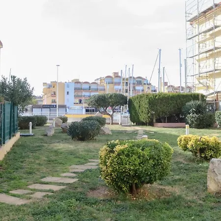 Le Petit Brigantin Daire Gruissan